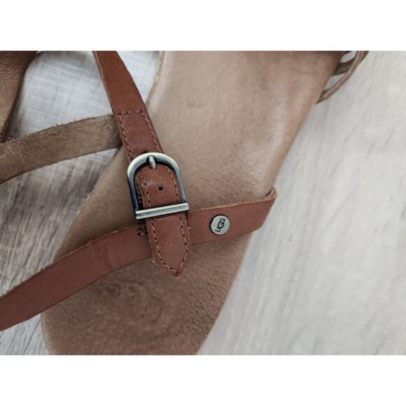 Ugg Larissa Sandals Size 9 Brown Leather Flat Strappy Classic Adjustable Shoes - Picture 7 of 9